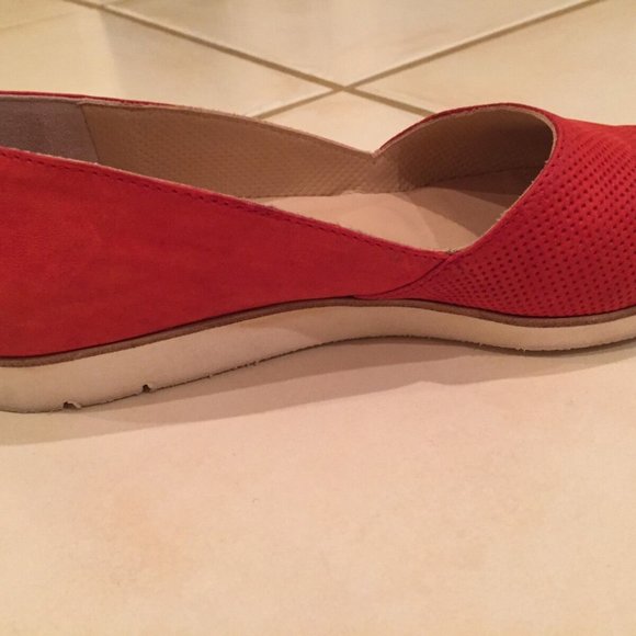 Paul Green Perforated Flats, Women's Size 7 U.S. R - Picture 3 of 6